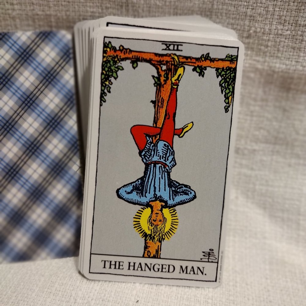 The Rider Tarot Deck - Picture 4 of 13